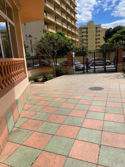Estudio En Fuengirola Con Vistas Al Mar Exterior foto